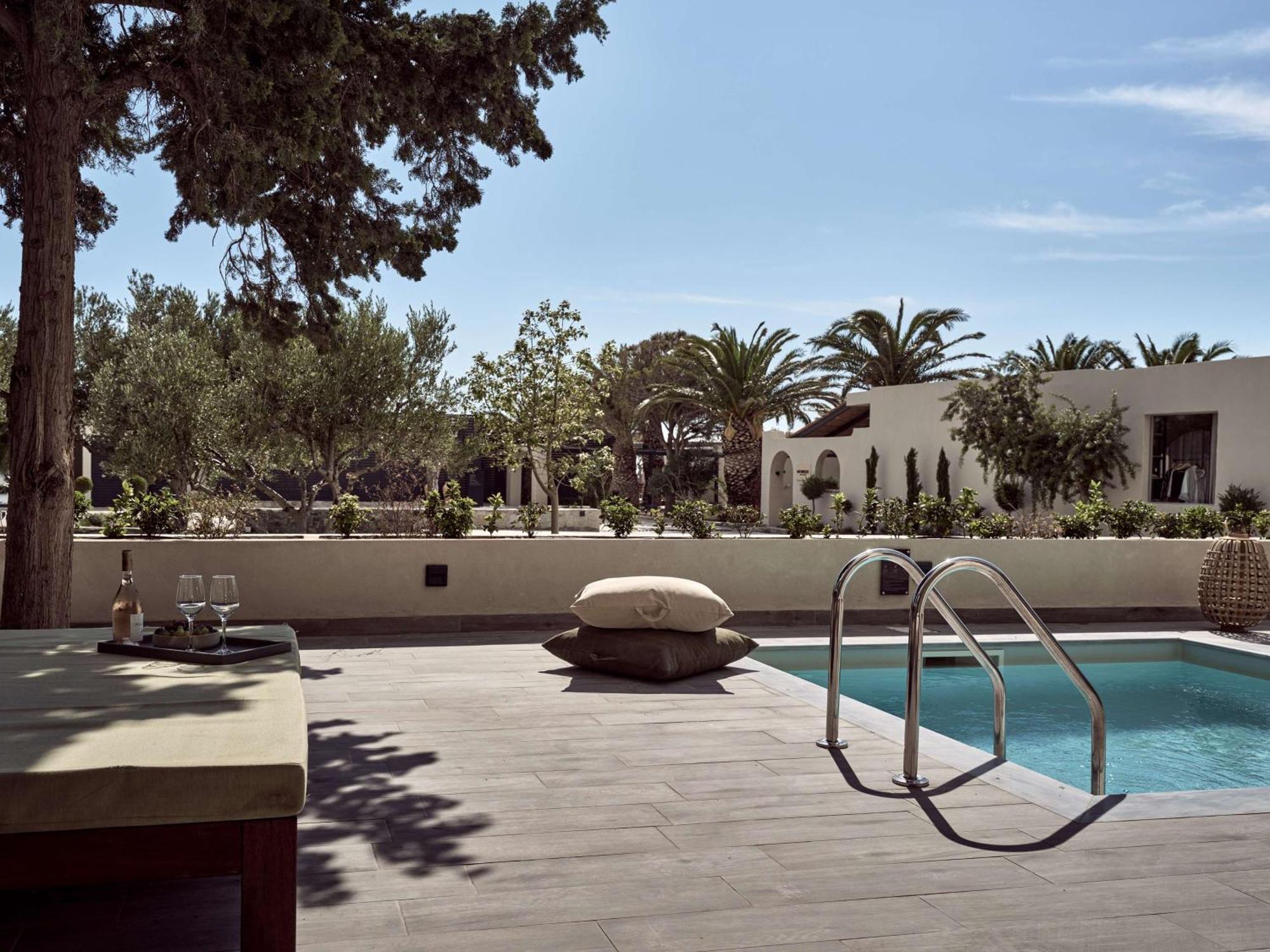 Numo Ierapetra Beach Resort Crete, Adults Only, Curio Collection Hilton Luaran gambar